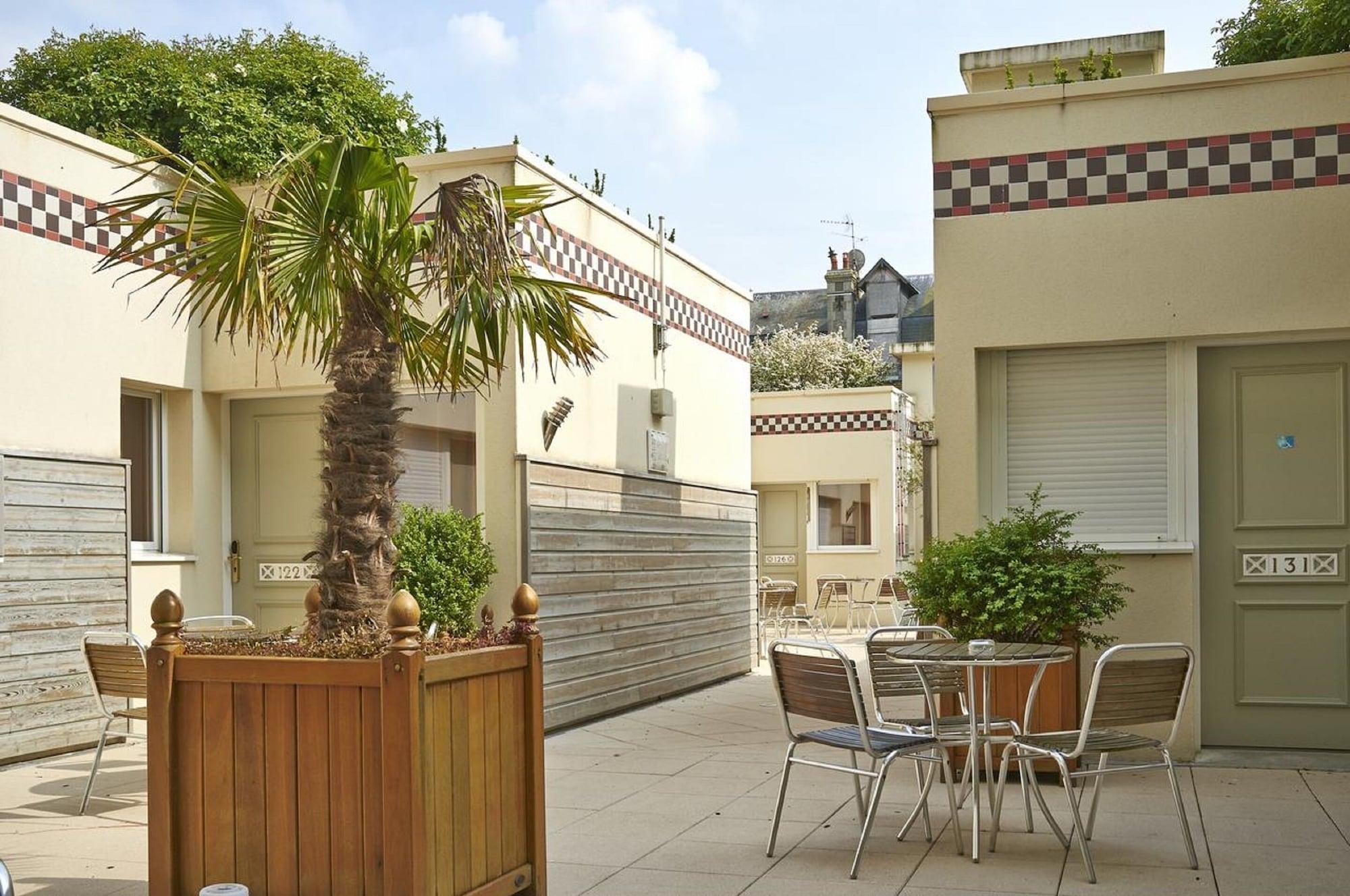 דוביל Almoria Hotel & Spa מראה חיצוני תמונה