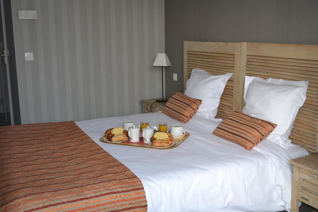 דוביל Almoria Hotel & Spa מראה חיצוני תמונה